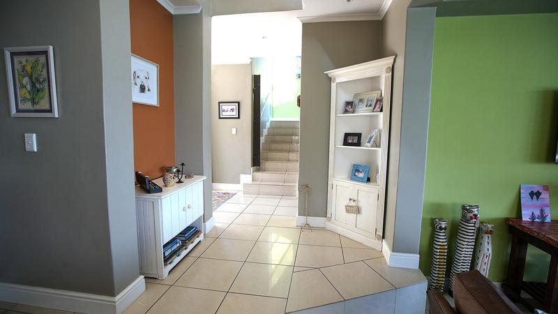 5 Bedroom Property for Sale in Crofters Valley Western Cape